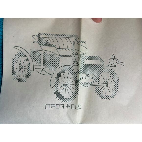 iron on transfers 7261 Antique car cross stitch - Picture 4 of 7